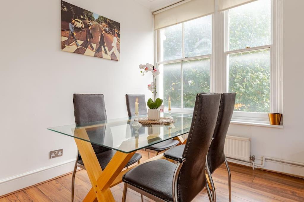 2 Bedroom Flat In St Johns Wood 伦敦 外观 照片